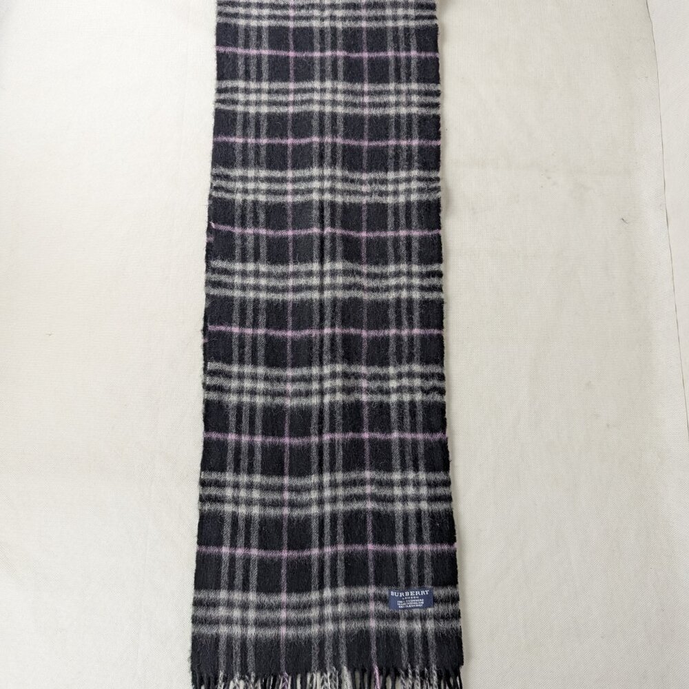 Burberry Nova Plaid Cashmere Scarf Black | Unisex | Luxury Essential | Fast Ship - Picture 3 of 6